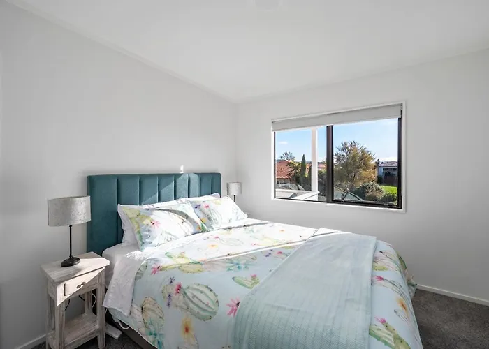 Family Perfect, Arcade, Bikes, Secure Yard Holiday home
